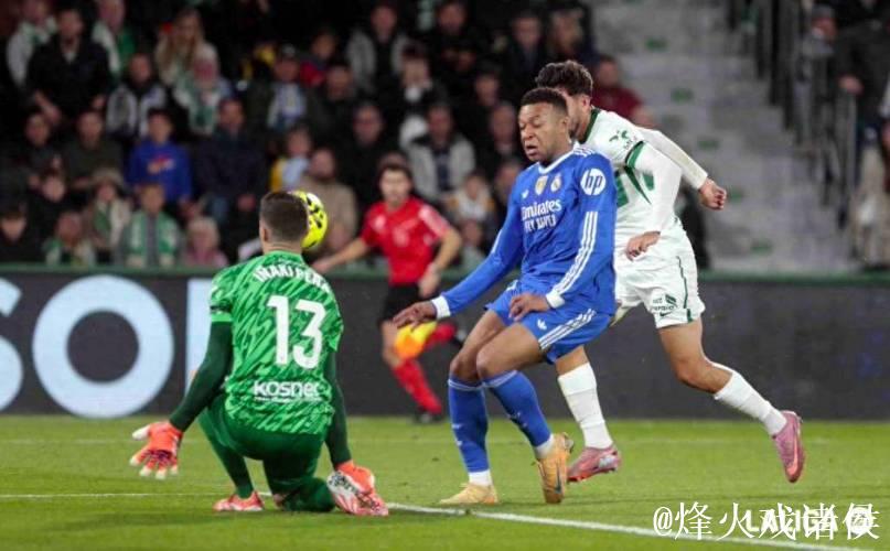 7亿领头羊遭遇平局,15轮不败被终结,仍以1分暂居榜首 7亿领头羊遭遇平局,15轮不败被终结,仍以1分暂居榜首